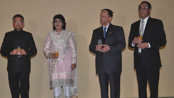 Célébration de l’Indépendance de l’Inde: retrouvailles gouvernement-opposition