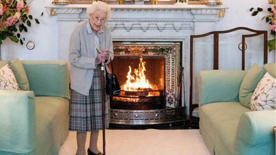 Funérailles de la reine Elizabeth II ce lundi : «Depuis son décès, l’Union Jack est en berne dans notre jardin»