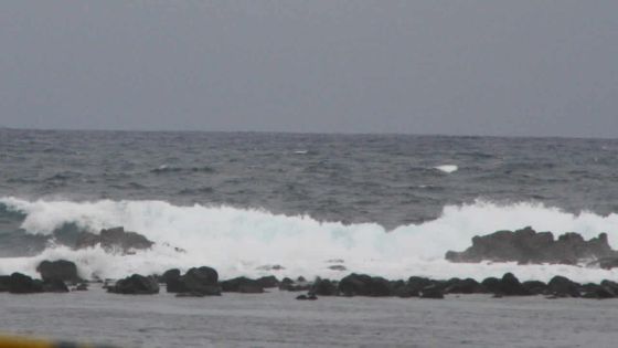 Le lagon de Souillac : un appareil mesurant la puissance des vagues installé