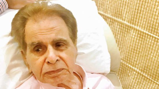 Dilip Kumar remercie ses fans
