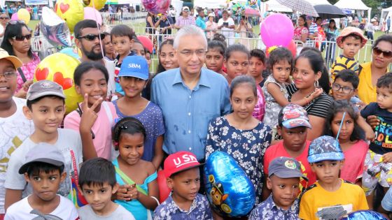 Pravind Jugnauth salue le travail des fonctionnaires