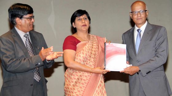 National Curriculum Framework (G7–G9) : le nouveau programme d’études se fait désirer