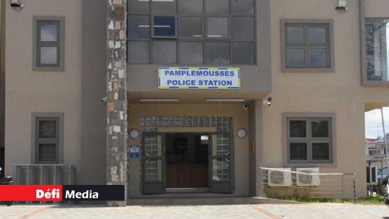 Un agent de sécurité attaqué par une femme : «Linn met kouto anba mo lagorz»