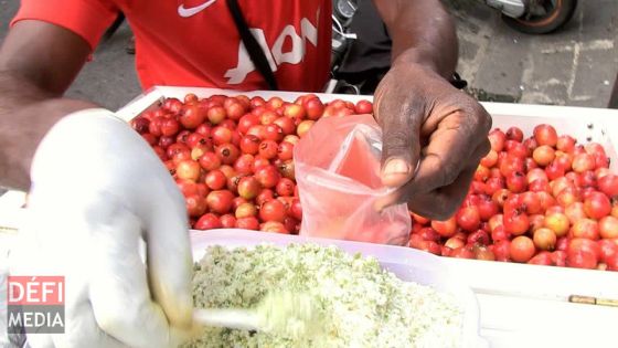 La saison des goyaves de Chine bat son plein à Maurice !