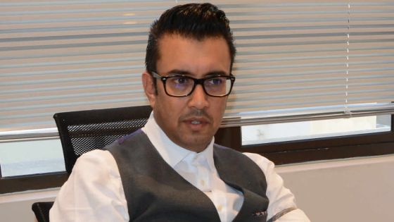 Affaire Bet365 : Shakeel Mohamed confirme avoir refusé de comparaître pour Hussein Abdool Rahim