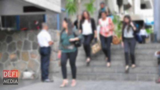 Fonctionnaires : le salaire et 13e mois payés le 15 décembre