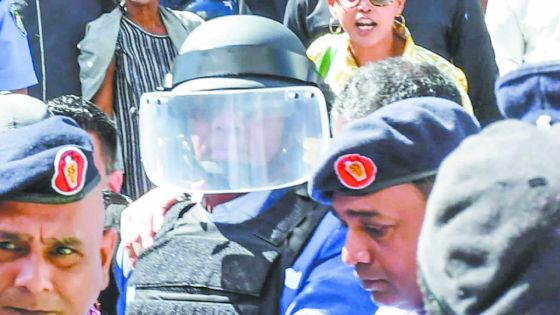 Le passé controversé de la SST rattrape son ancien chef