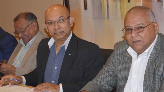 Etienne Sinatambou : «Une démission noble à la requête du PM»