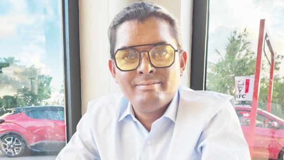 Banque de Maurice : le syndicaliste Chidanand Rughoobur s’en remet à l’ERT