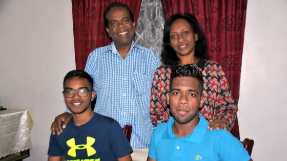 Étudiant à Le Bocage International School - Nayam Vellein : un modèle pour la jeune génération