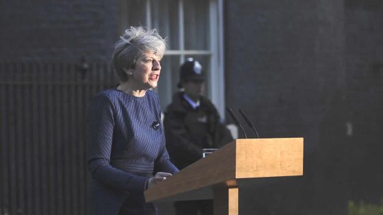Législatives anticipées au Royaume-Uni, le pari de Theresa May