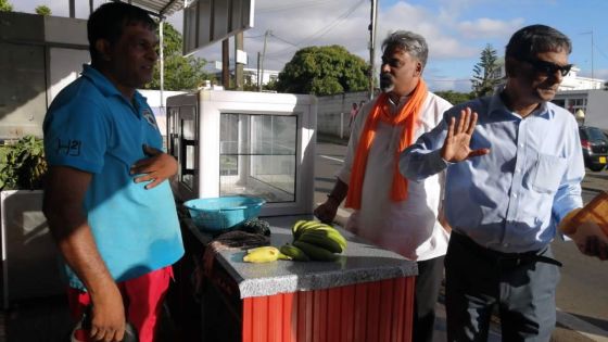 Porte-à-porte au No. 7 à Piton/Rivière-du-Rempart - Maneesh Gobin : «Les habitants recherchent une relation de proximité»