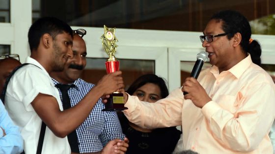 Un champion de judo récompensé pour sa bravoure