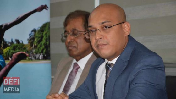 Interdiction de porter le tika et le sindoor - Soodesh Callichurn : «The Residence fait un affront aux autorités»