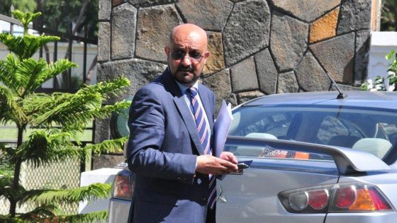 Affaire Deelchand : la défense demande à référer le procès à la Cour suprême pour statuer en droit