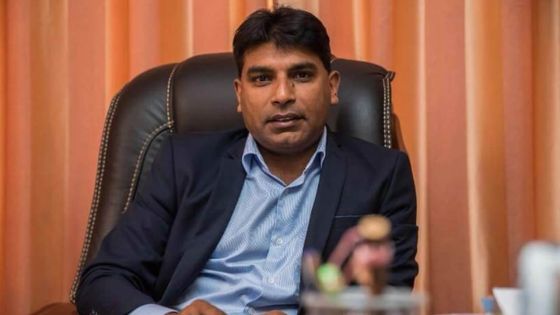 Bulletin de vote retrouvé à l’école Idrice Goomany : Ehsan Juman participe à une reconstitution des faits