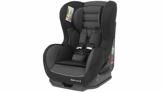 Appel à solidarité : cherche deux sièges de voiture pour enfants atteints d’une maladie rarissime