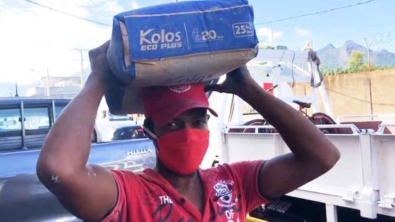 Rajiv, aide-chauffeur : «C’est un soulagement de reprendre le travail»