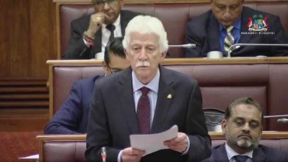 Paul Bérenger : «Le budget de Pravind Jugnauth n’est pas viable»