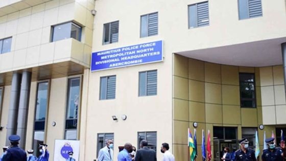 En retard pour signaler sa présence au poste d’Abercrombie : il dénonce deux policiers pour réclamation de pot-de-vin