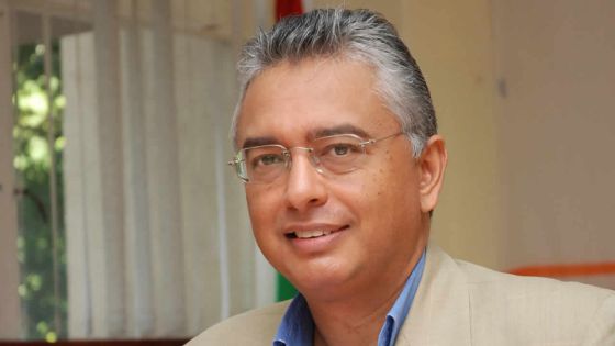 Heritage City: Pravind Jugnauth défend son conseiller Gérard Sanspeur