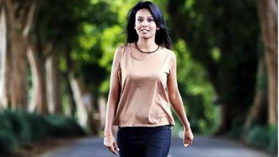 Trisha Bundhoa, spécialiste de la déco murale 