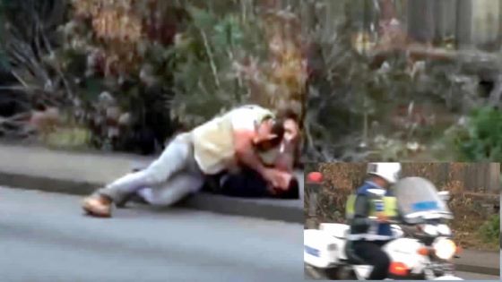 Agression au sabre en pleine rue : les motards de la police disent n’avoir rien vu