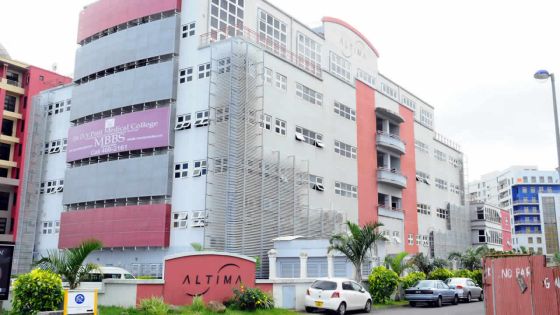 Les employés de D.Y. Patil inquiets 