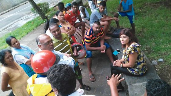 Privés d’eau : des habitants de Petit-Sable en colère