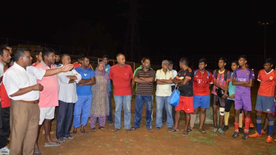 Manifestation anti-Metro Express à Camp Chapelon