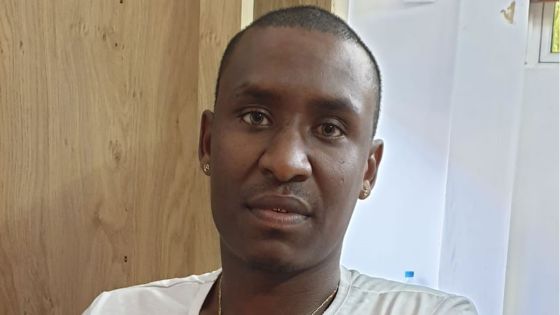 Pour protéger son frère, un fils frappe son père et ne regrette pas son geste