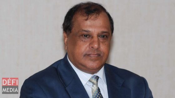 Le Dr Vasant Bunwaree plaide la solidarité dans l'effort pour vaincre le Covid-19 