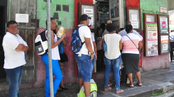 Rentrée des classes 2017 : certains manuels en retard