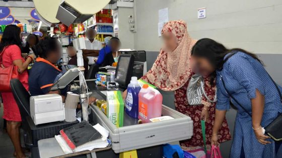 En cette fin d’année : les grandes surfaces font le plein de produits festifs