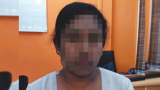 Allégations : renvoyée parce qu’elle est accusée d’avoir volé un fruit