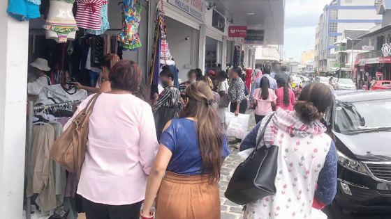 Boni de fin d’année : priorité au ménage et au budget scolaire