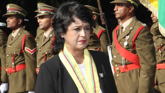 Ameenah Gurib-Fakim gommée du site de Planet Earth