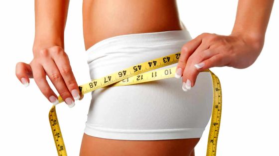 Guide de l’été : le sport à la maison pour maigrir à son rythme