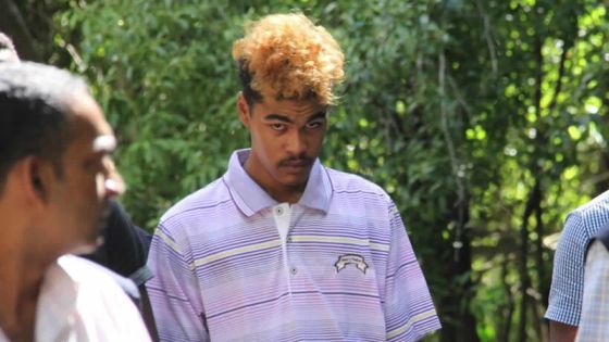 Meurtre de Reena Rungloll : Yohan B. soutient avoir balancé les bidons d’essence d’une falaise