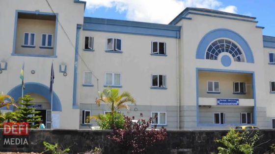 Vol à Curepipe : une Rolex valant Rs 425 000 et des bijoux emportés d'un magasin