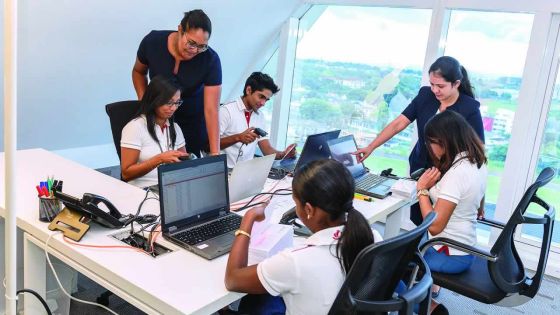 MCB : 231 000 cartes Mastercard Debit livrés en 2017