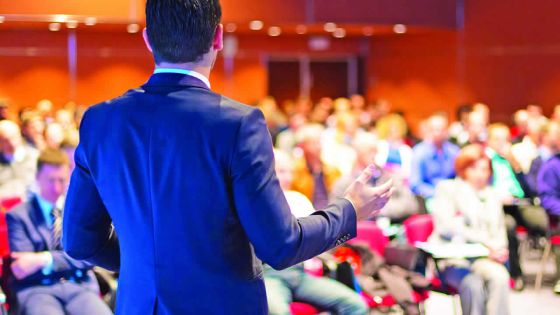 Éloquence : parler c’est agir 