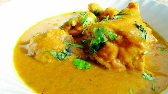 Moulouktani : une soupe épicée pour se réchauffer