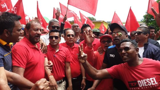 [En images] Nomination Day : Devanand Rittoo, Anil Bachoo et Dhiraj Khamajeet arrivent au Nomination Centre du no 9