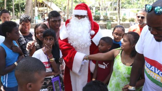 Au Splash N Fun de Belle Mare : Radio Plus fait le bonheur de 100 enfants autrement capables