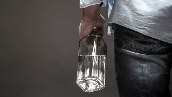 Sous l’emprise de l’alcool - Un fils à sa mère : «Mo pou met dife partou dan lakaz e mo pou touy twa»