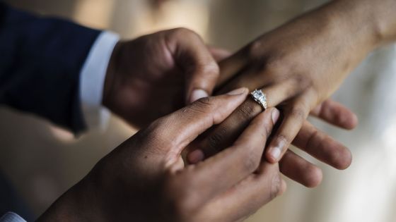 Christiane et Anil seront-ils unis pour le meilleur et pour le pire ?