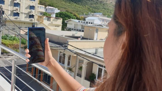 Auto Pop-up Camera : le Huawei Y9 Prime exhibe son appareil photo rétractable