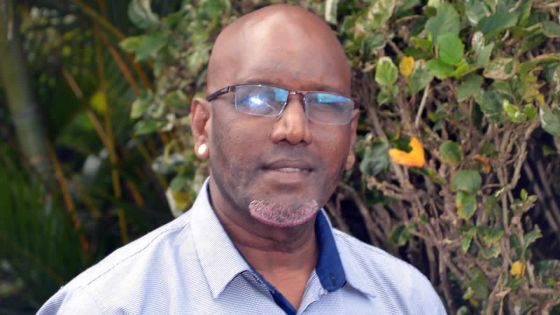 Musique : Saminaden Mootoosamy chante Krishna