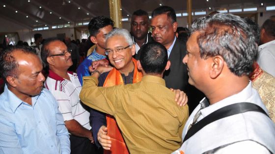 À Melrose : Pravind Jugnauth donne la réplique à Navin Ramgoolam
